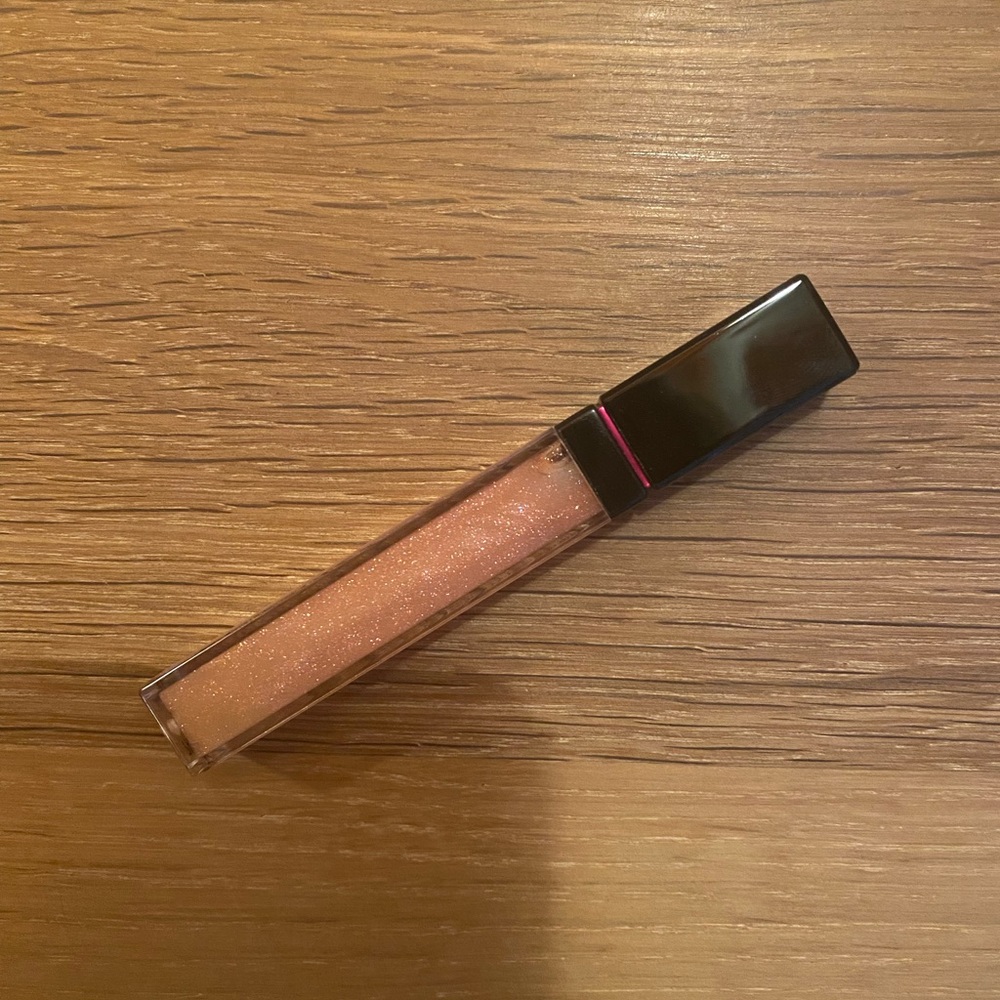 NEW Victoria’s Secret Sparkly Pink Lipgloss